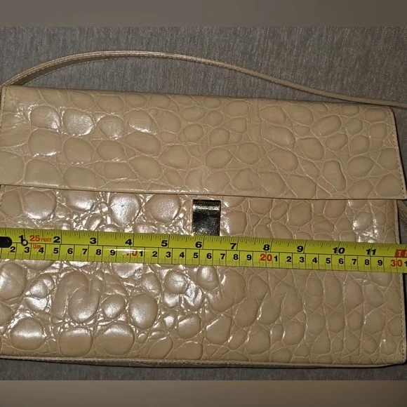 Furla croc-embossed Elegant Tan Leather Shoulder Bag - Picture 9 of 11